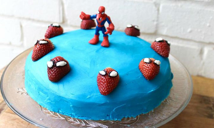 Spiderman Birthday Cake