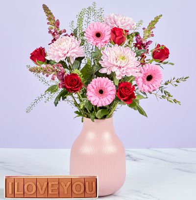 Big Blooms Love Bouquet with LOVE Bar
