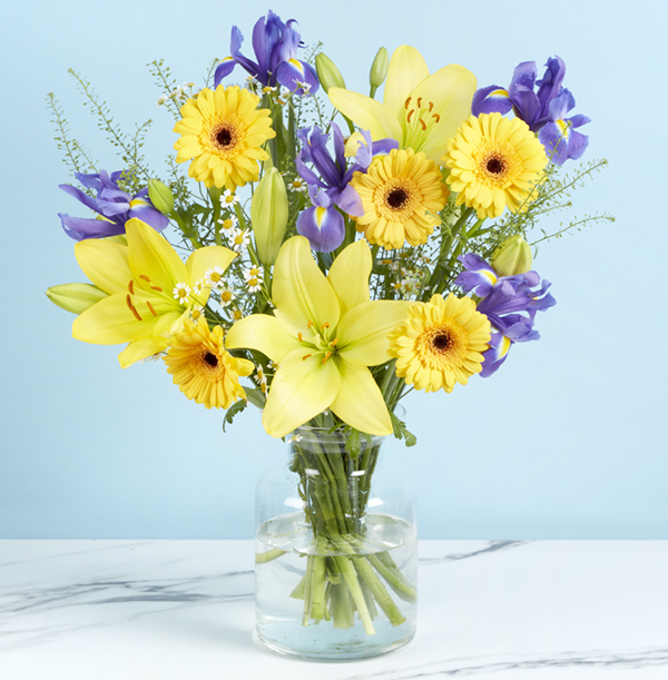 Bright & Cheerful Lily Bouquet