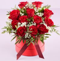 Tap to view Red Rose Hatbox