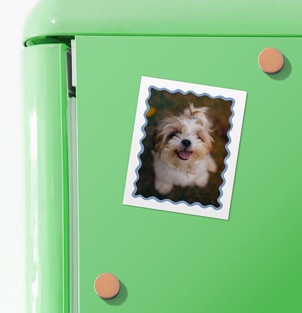 Photo of Wavy Border Retro Photo Magnet