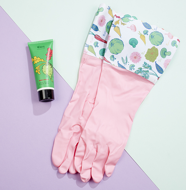 Kitchen Set - Washing Up Gloves & Hand Cream