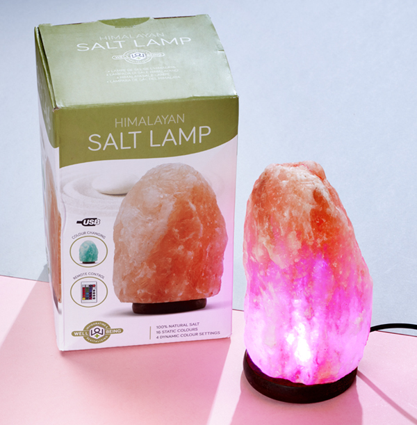 Colour changing shop salt lamp