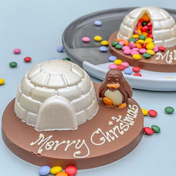 Chocolate Smash Igloo and Praline Penguin