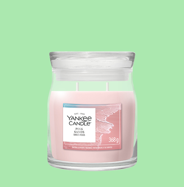 Yankee Candle Pink Sands Medium Candle