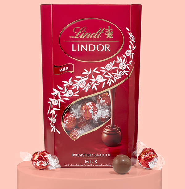 Lindt Lindor Milk Chocolate Truffles 600g Funky Pigeon
