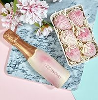 Chocolate Prosecco & Strawberries