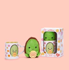 Swizzels Avocuddle Mug & Soft Toy Set